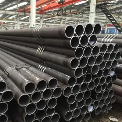 ASTM Q235B A36 Schema 40 costruzione 14 20 24 30 Tubo rotondo nero da pollici tubo in acciaio al carbonio senza cuciture ragionevole