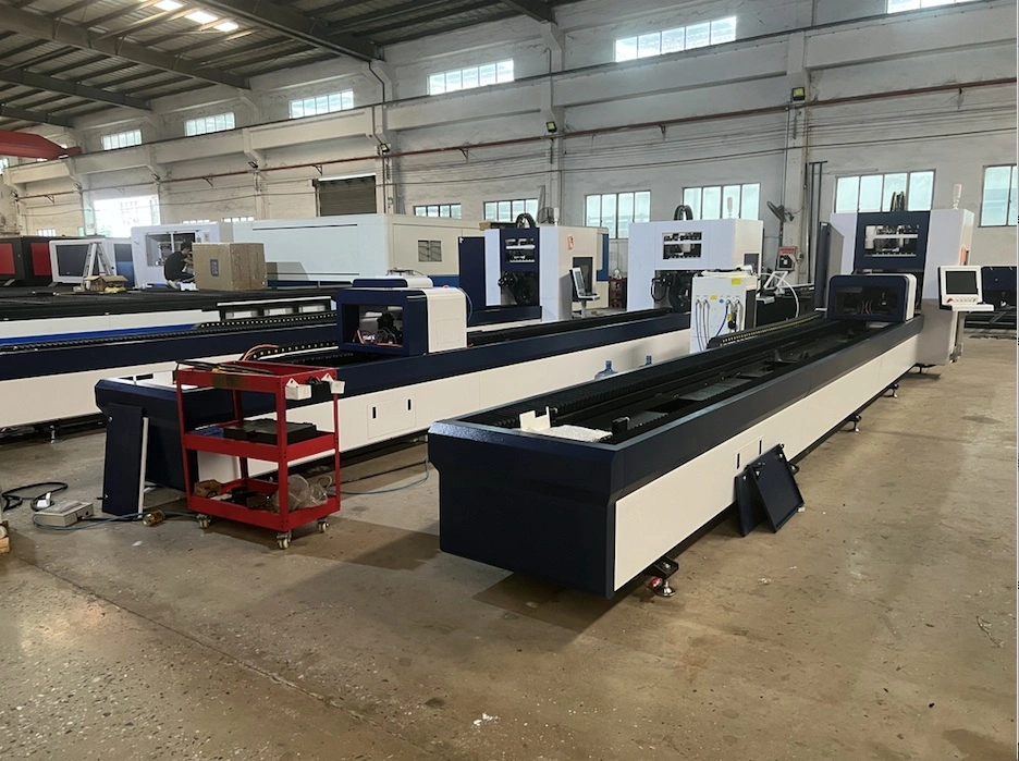 China Fiber Laser Tube Pipe Cutting Machine for Metal Tube