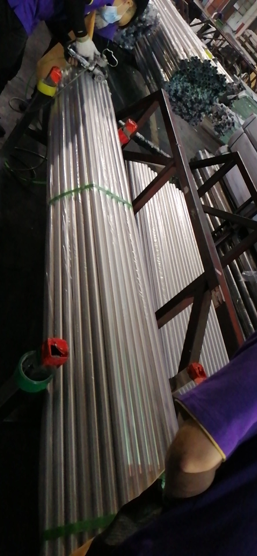 16 Inch 8 Inch Sch40 Stainless Steel Pipe