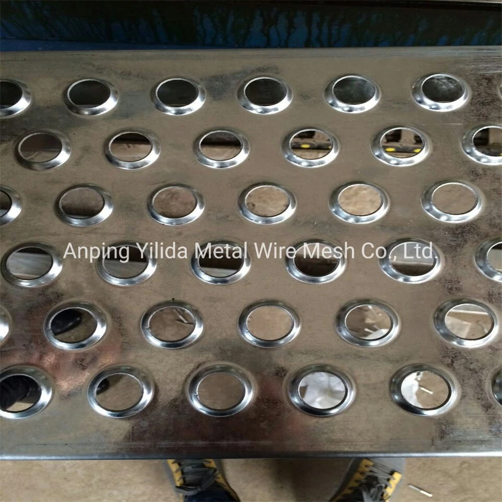 Perforated Metal Stairs Treads Metal Round Hole Stamping Anti Slip Plate