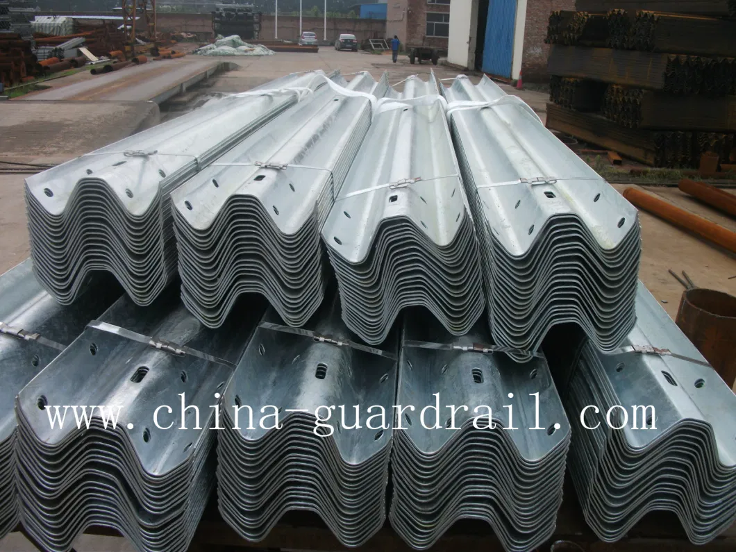 Hot DIP Galvanized Svodidla Ocelova Steel Corrugated W Beam Guardrail