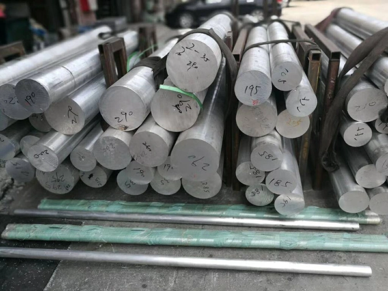 Forged Aluminium Alloy Extruded Bar Large Diameter 2 Inch Metric Bending Aluminum Round Bar 8020 6061 6101 1100 4032 2017 2011 6082 5086 T61