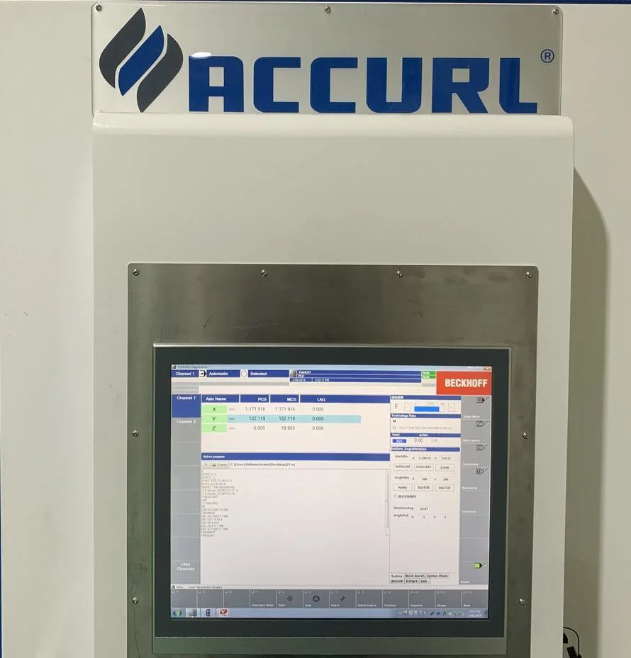 Macchina da taglio laser a fibra CNC 6kw per acciaio dolce da 32 mm