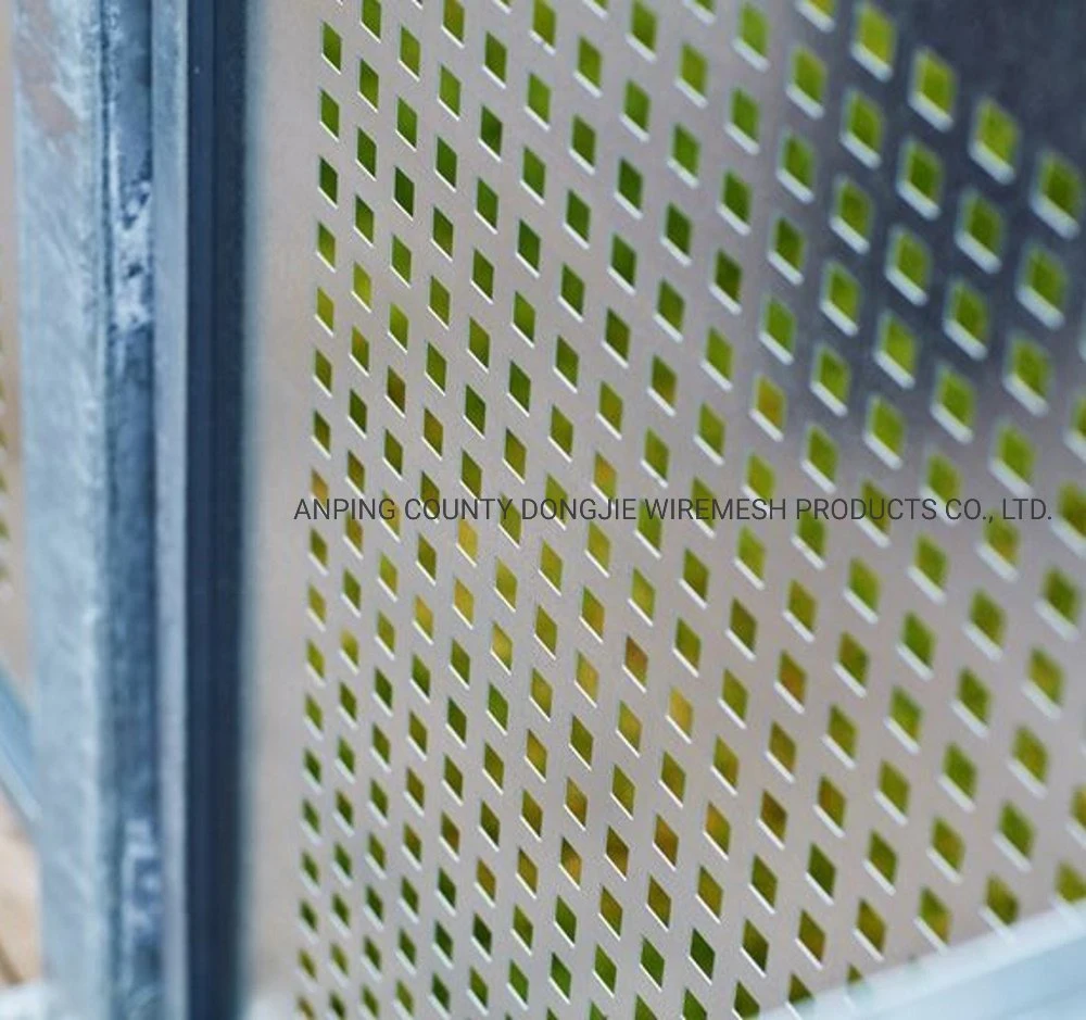 Fori quadrati Perforati con fori rettangolari in metallo Mesh di lamiera perforata