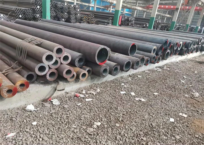 AISI ASTM A36 Q235 Cr dolce lunghezza 6 m acciaio al carbonio Tubo rotondo senza cuciture