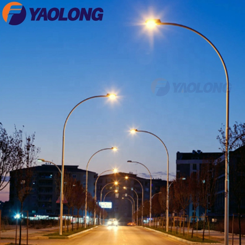 Asta luminosa in acciaio inox 304 a braccio singolo da 12 m pi&#249; luminosa per Via