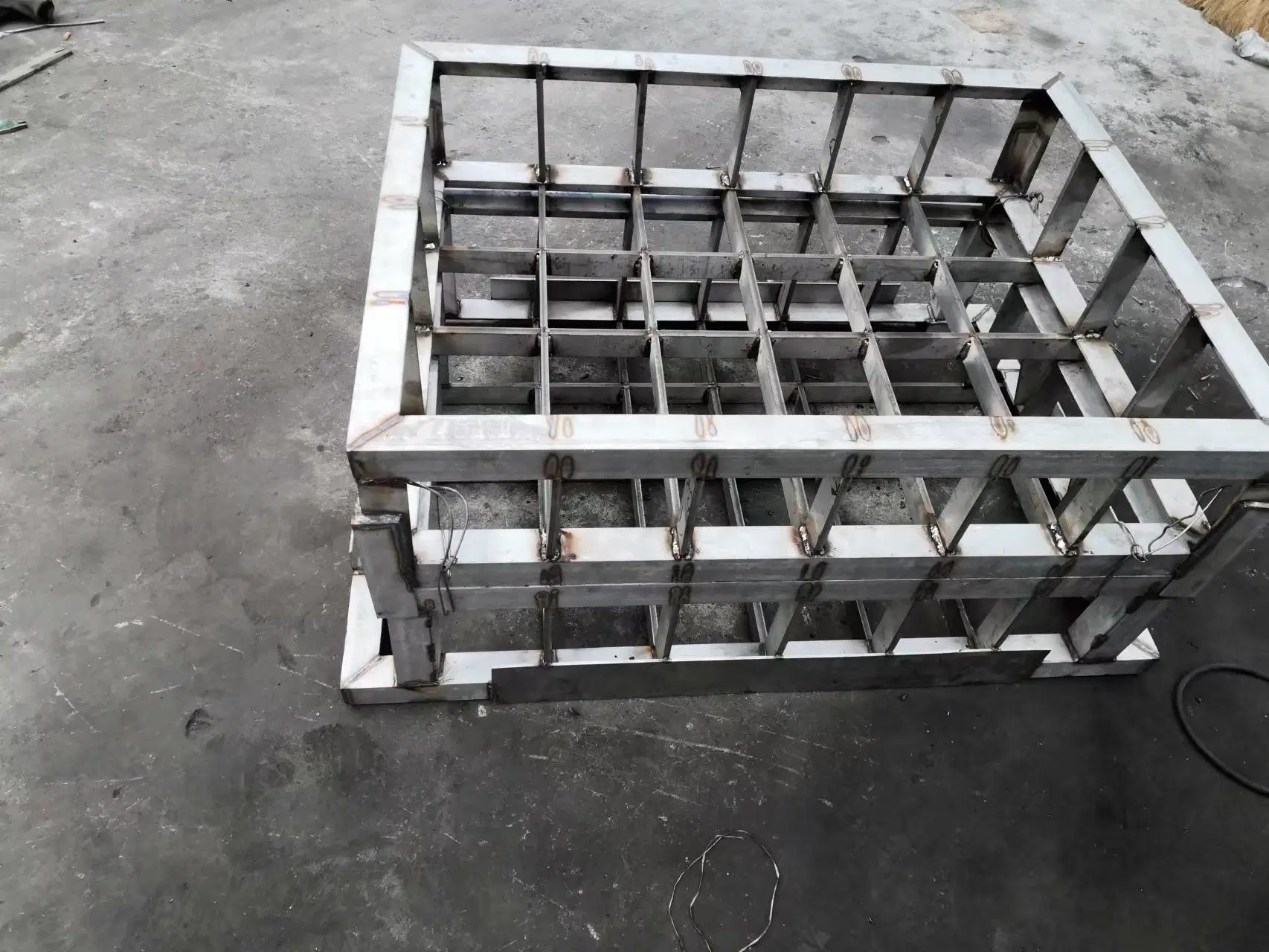 Personalizza materiale da costruzione precisione ASTM304 barra semitonda in acciaio inox