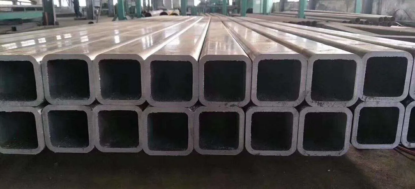 Asta cava in acciaio laminato a caldo quadrata 4X4 di dimensioni standard