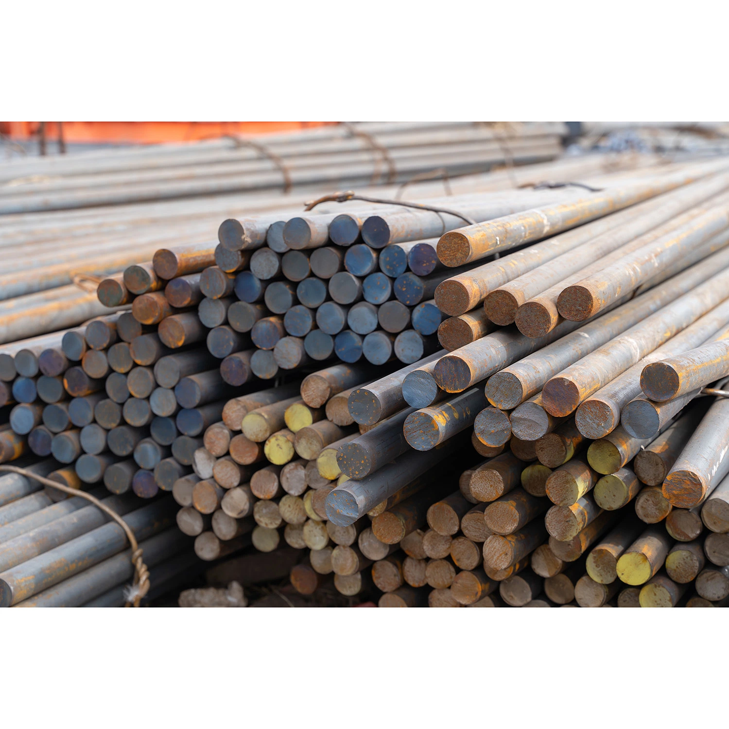 Q235 SS400 ASTM A36 S235JR Q345b S355JR SAE1020 SAE1045 carbonio Asta di ferro rotonda