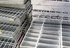 Piastra di griglia in acciaio piastra dentata piastra metallica griglia per passerella
