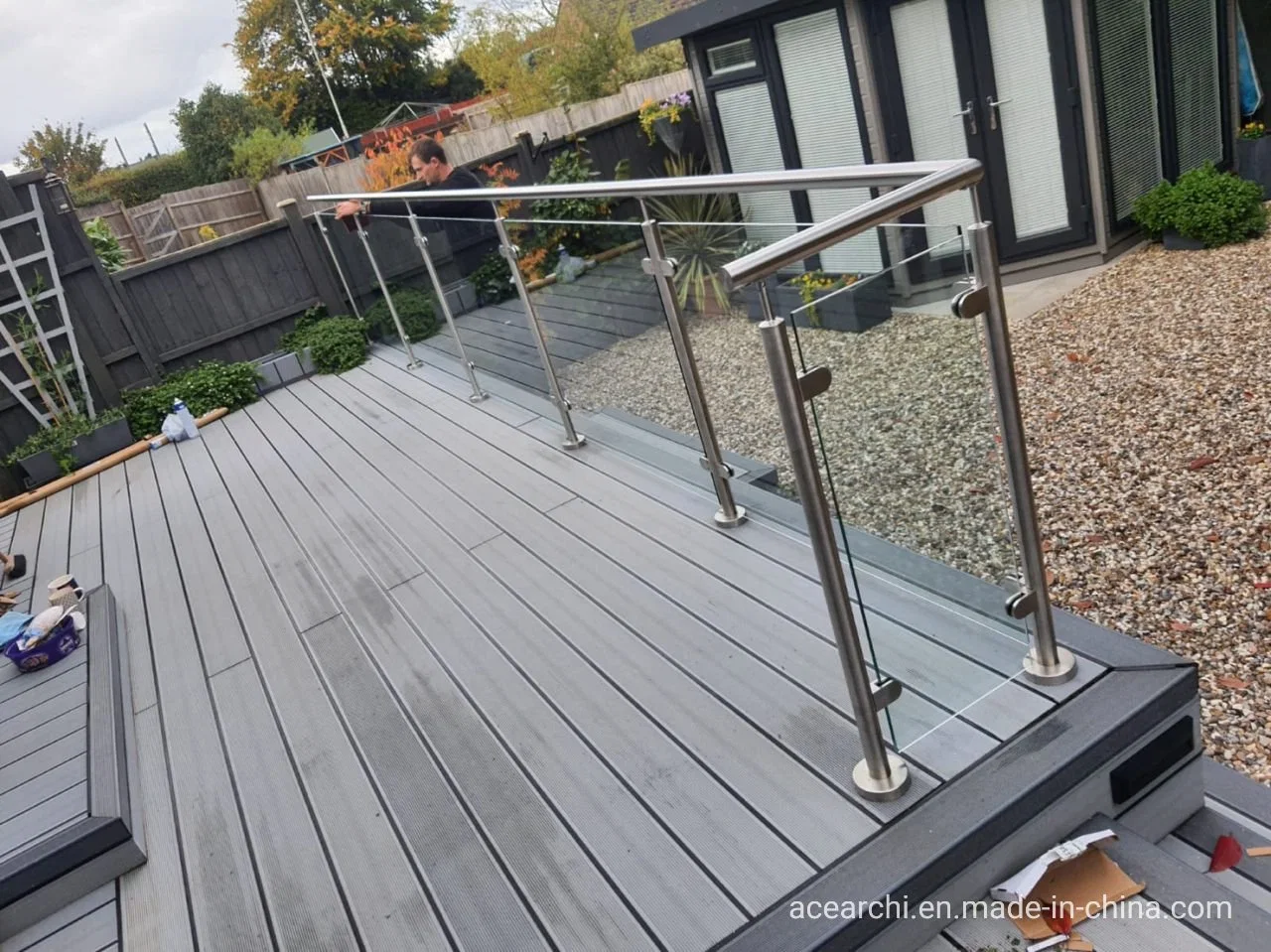 Corrimano rotondo in acciaio inossidabile per balaustra esterno ACE con balaustra in vetro Design