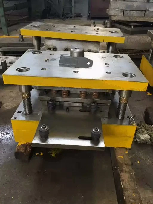 Custom Hydraulic Press Dies Punching Tools Punching Mold Die Stamping Die