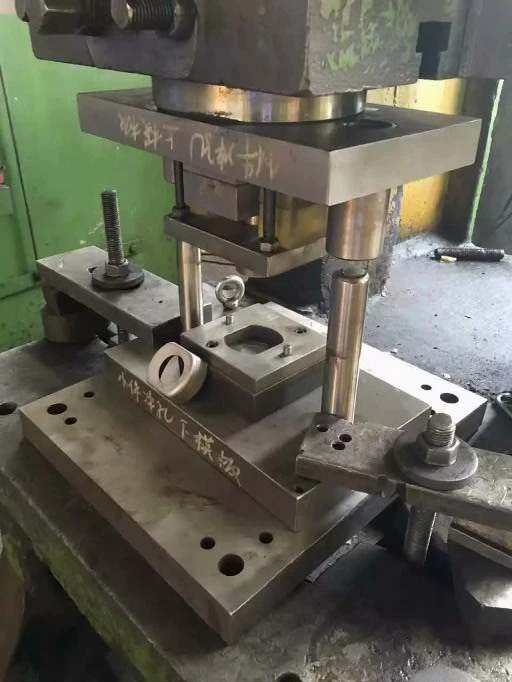 Custom Hydraulic Press Dies Punching Tools Punching Mold Die Stamping Die