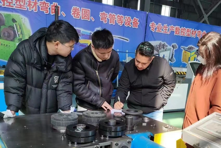 High Efficiency Steel Plate Section Profile Rolling Steel Bar Channel Bending Machine Tube Bender Crimping Machine Hydraulic