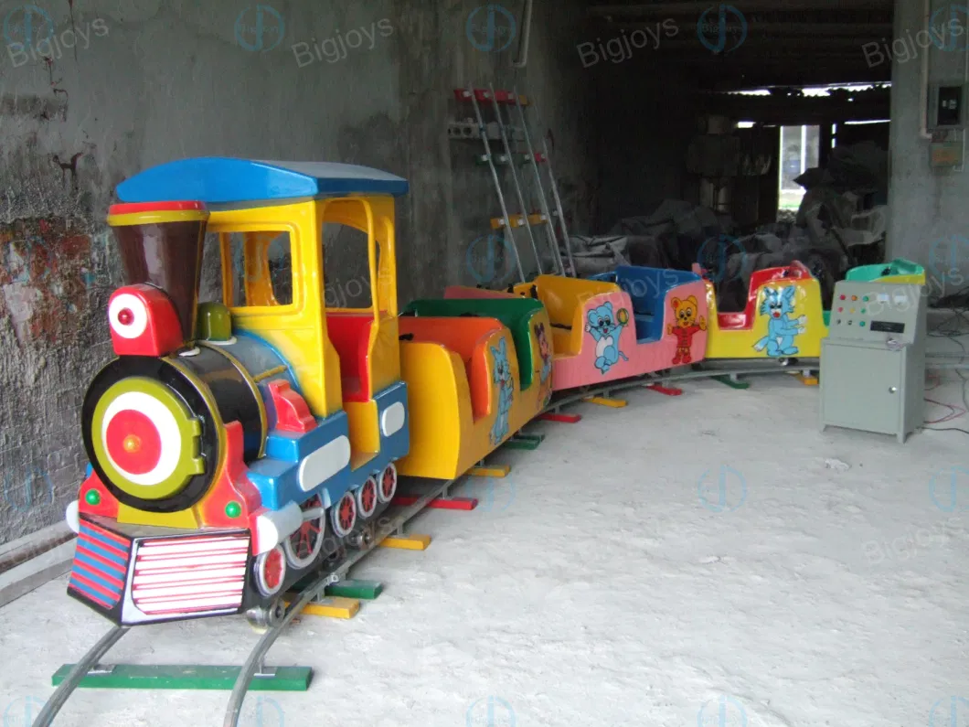 Snow Ice Outdoor Kids Train Track Electric Amusement Park Train for Sale