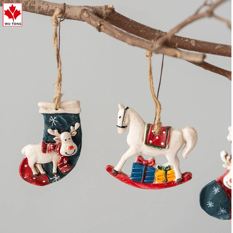 Customized Resin Christmas Ornaments Figurines Resin Hanging Deer Snowman Santa Claus Figurines