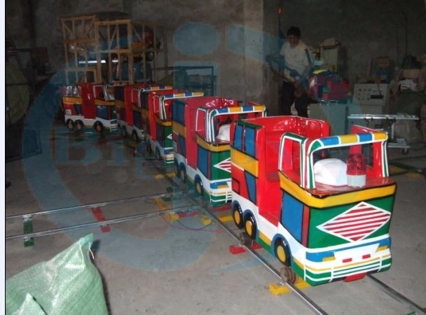 8 Track 6 Seats Shcool Bus Electric Train Children Ride