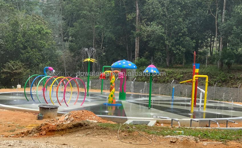 Water Spray Play Splash Outdoor Pad Sprinkler Equipment for Kid Outdoor Park