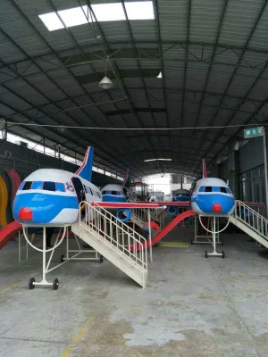 Il più grande modello di aeroplano da esterno del mondo per bambini Prezzo del parco giochi con scivolo