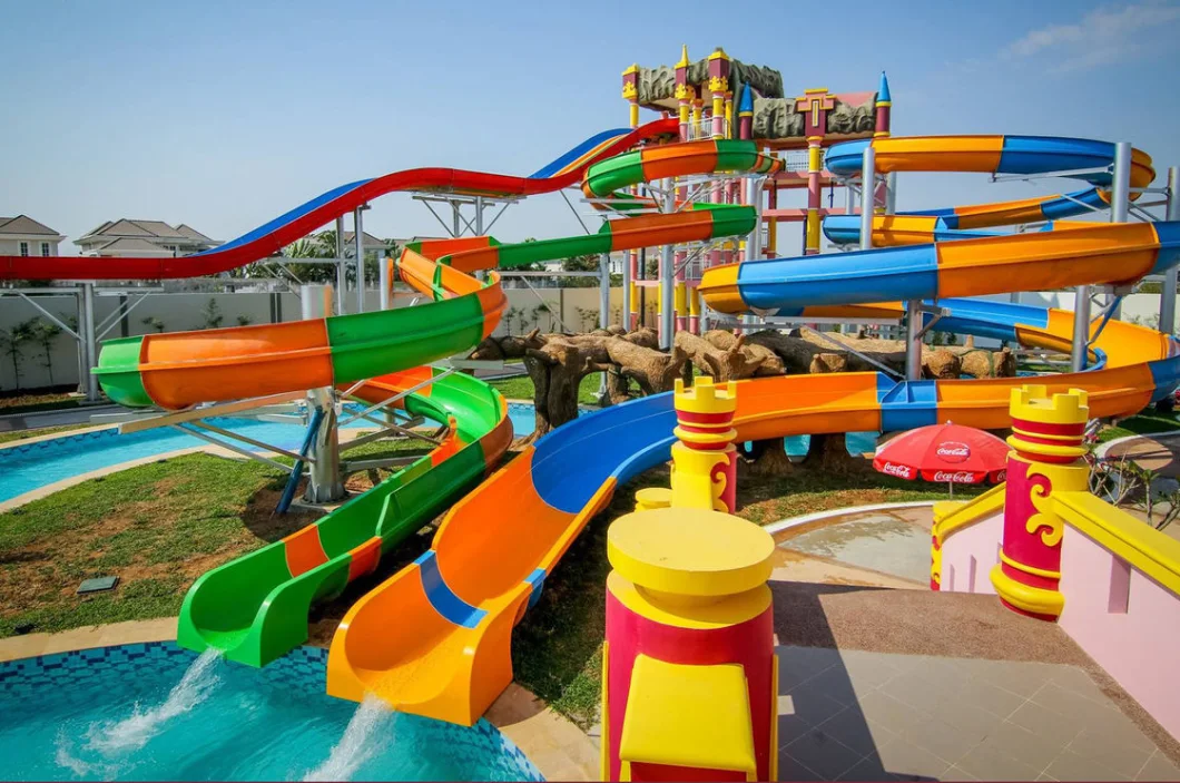 Customizable Water Park Equipment Manufacturer of Large Outdoor Fiberglass Water Park Equipment