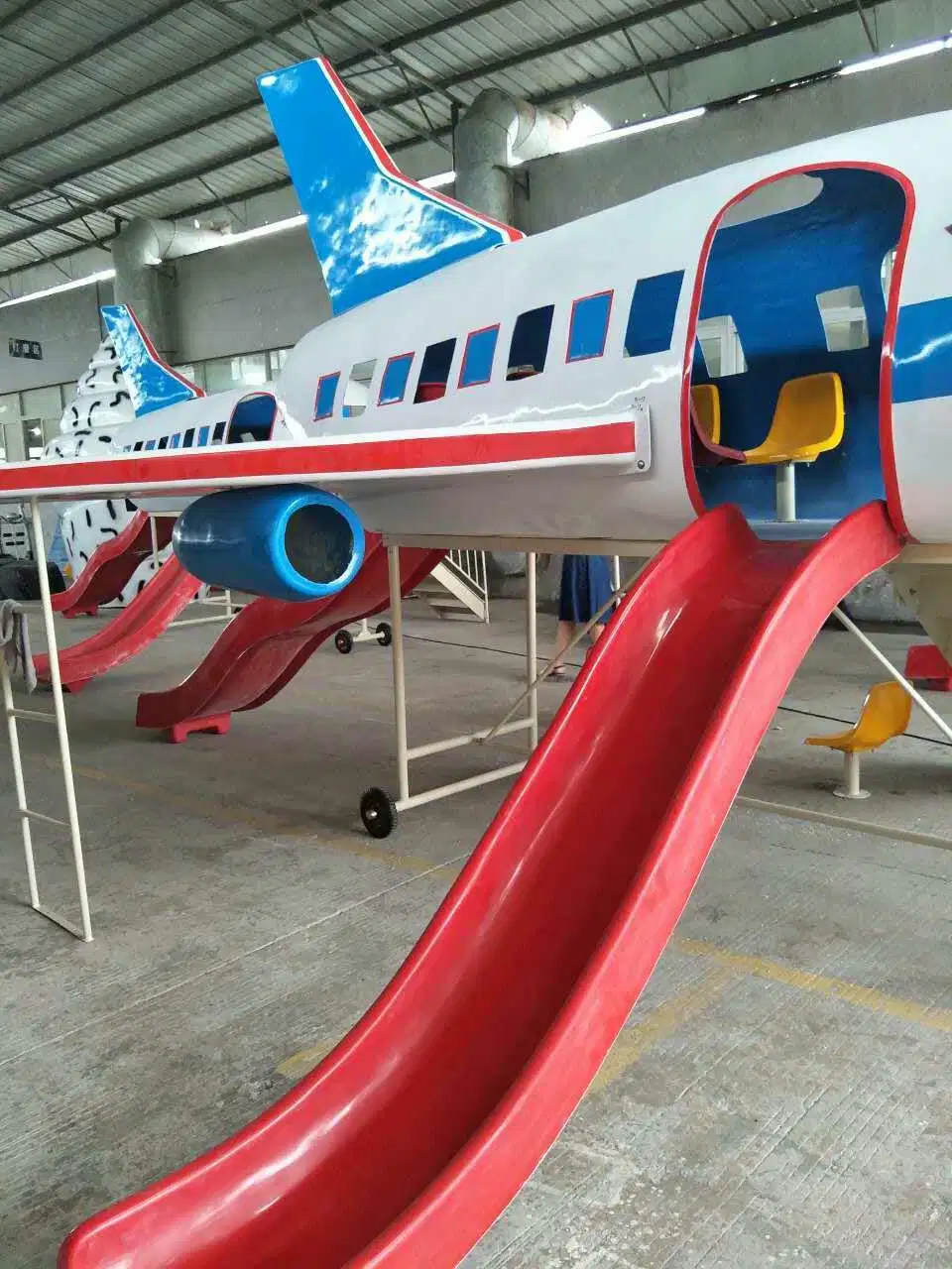 Hot Sale Fiberglass Airplane Outdoor Playground Equipment with Slide