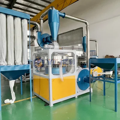 Waste Plastic Hard/Soft Material PE Scraps/PVC Flakes /PP/EVA/HDPE Pellets Pulverizing/Pulverizer Milling Machine for Recycling with Dust Collector