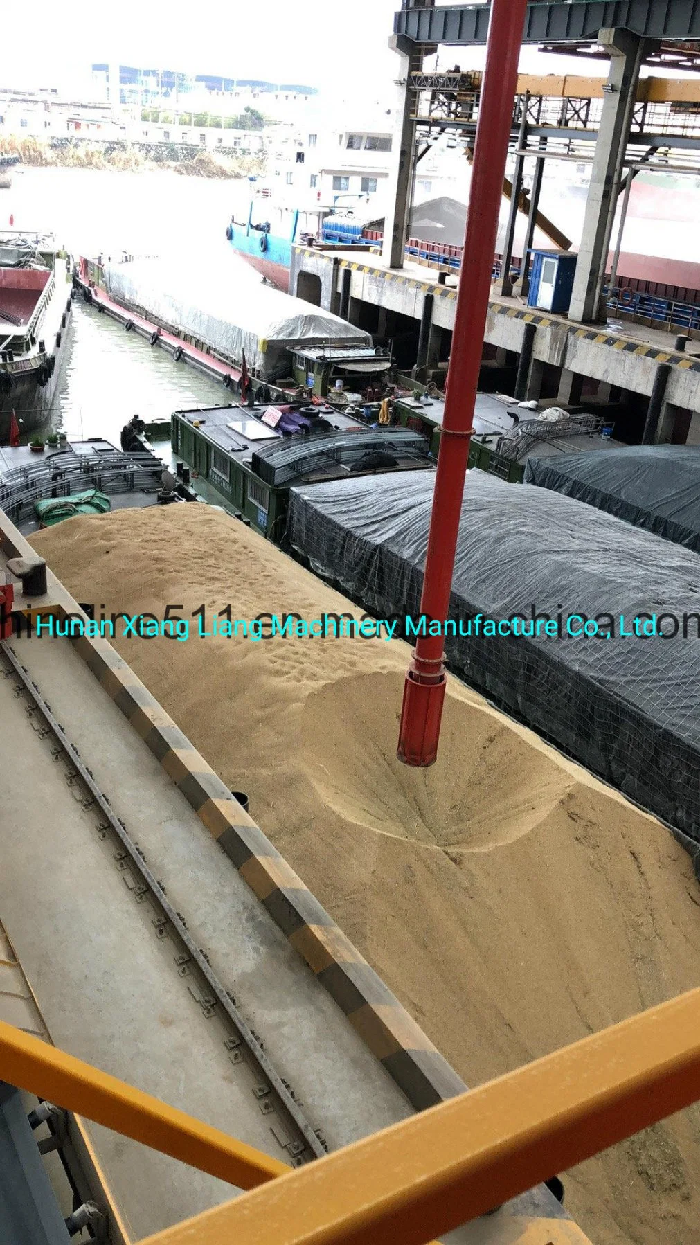 New Transport Xiangliang Brand by Standard Exportatation Cases Belt Conveyor Grain Pump