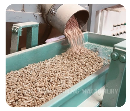 Industrial Durable Ring Die Vertical Biomass Sawdust Wood Pellet Mill