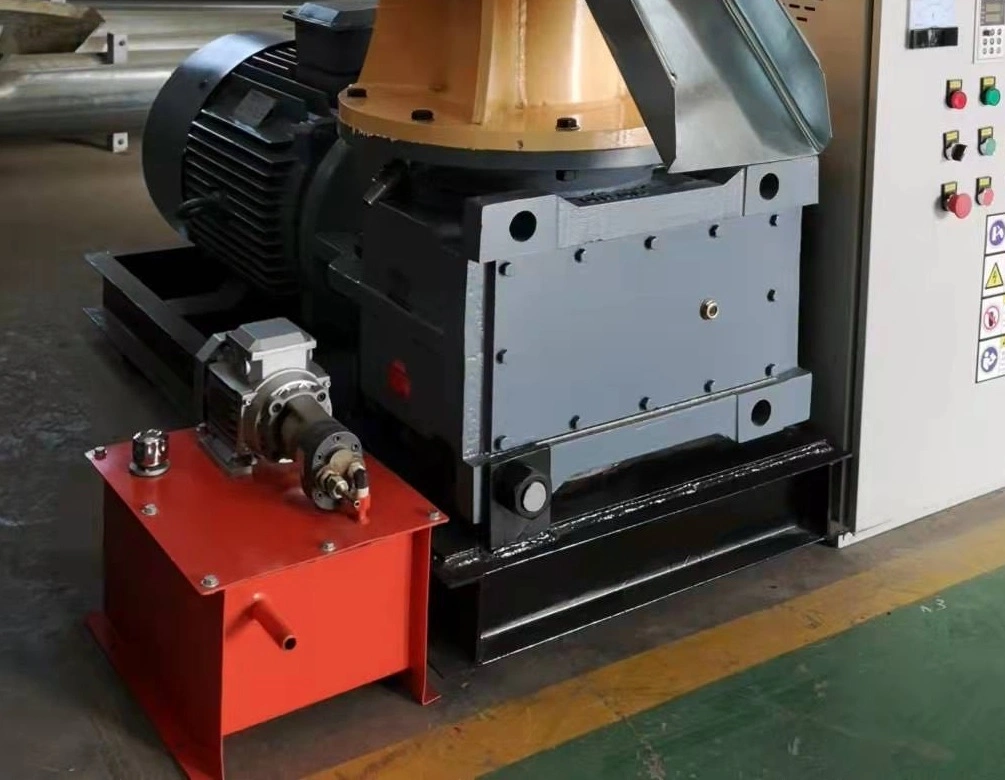 New Vertical Flat Mold Granulator Corn Straw Fuel Wholesale Pellet Forming Machine Sawdust Biomass Pellet Machine