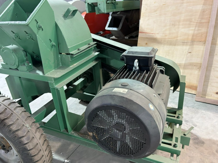 OEM Wood Crusher Grinder Hammer Mill Wood Crushing Machine Various Sawdust Making Machine