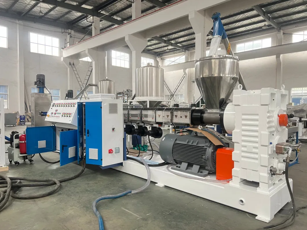 Side Force Feeder Plastic PP / PE Scrap Pelletizing Machine Two Stage Water Ring Die Face Cutting HDPE PP Crushed Flakes Granulator