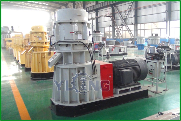 CE Appoved Sawdust Pellet Making Machine with Flat Die