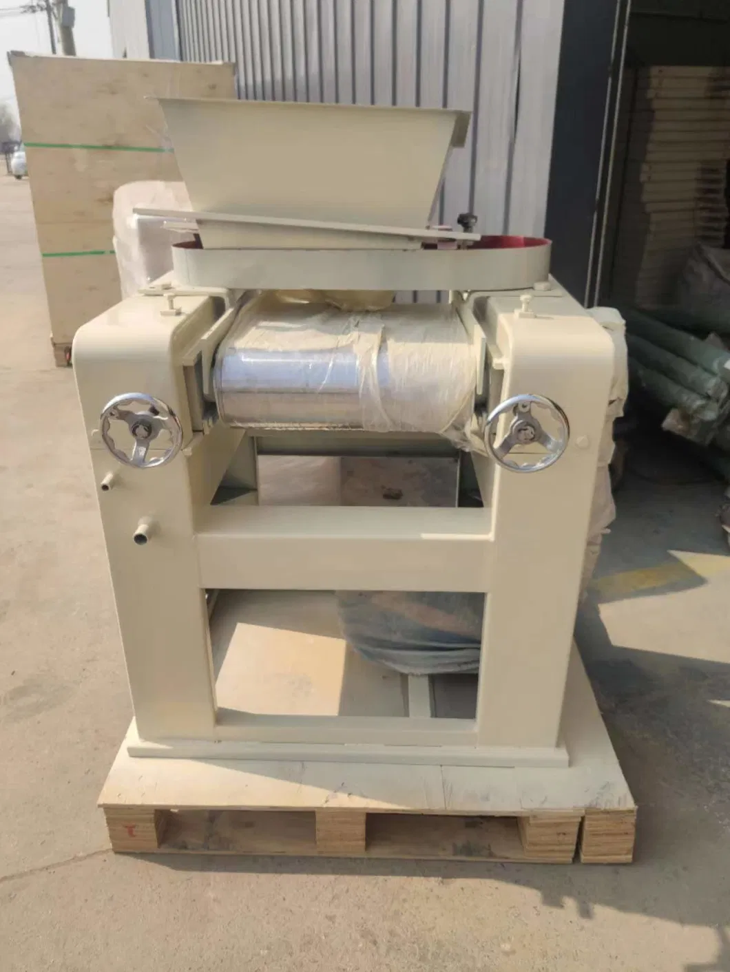 Soap Grinding Pigment Three Roller Offset Ink Mill Oil Paint Triple Roll Lipstick Grinder Carbon Paste Milling Machine, Soap Machines