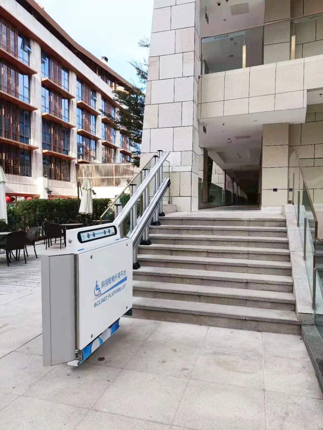 Hydraulic Wheelchair Platform Inclined Lift for Curved or Turning Staircases