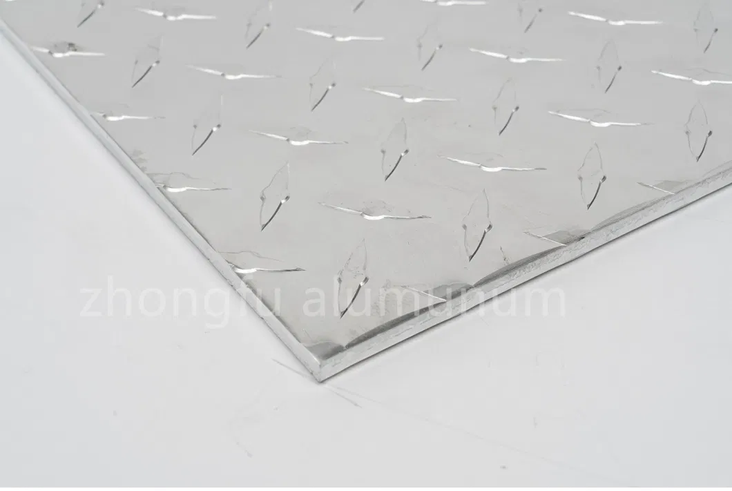 Aluminium/Aluminum Alloy Embossed Checkered Tread Plate for Refrigerator/Construction/Anti-Slip Floor