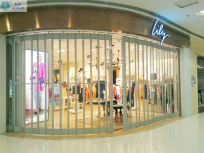 Commercial Aluminum Frame PVC Panel Customized Accordion Sliding Doors Manual Transparent Polycarbonate Folding Door Clear Plastic Glass Foldable Shop Doors