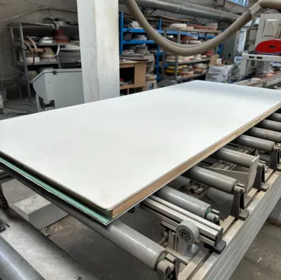 Madera hueca núcleo de madera Pintura libre Tamaño personalizado Melamina Puertas
