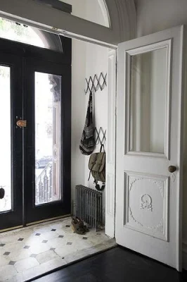 Metros Mart Nuevo estilo Blanco sólida Puerta interior de madera con Diseño de esculturas