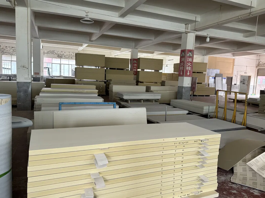 Factory Professional Wholesale PVC Melamine Full Slab Front Entry Interior Wooden Houses WPC Doors