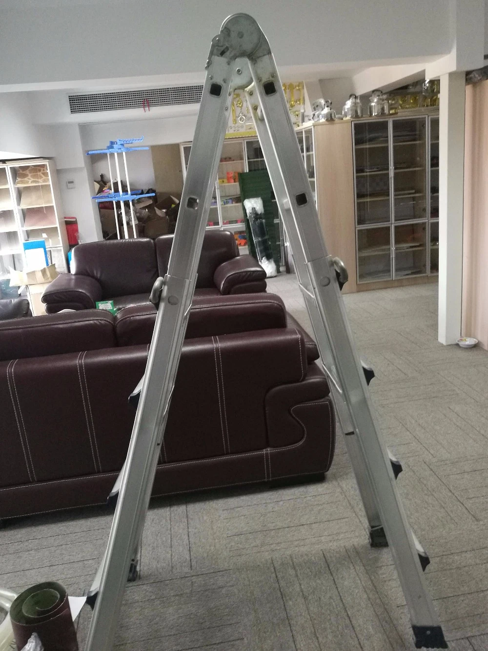 Family Foldable Telescopic Step 4X3 Steps Multipurpose Folding Aluminium Ladder for Sale