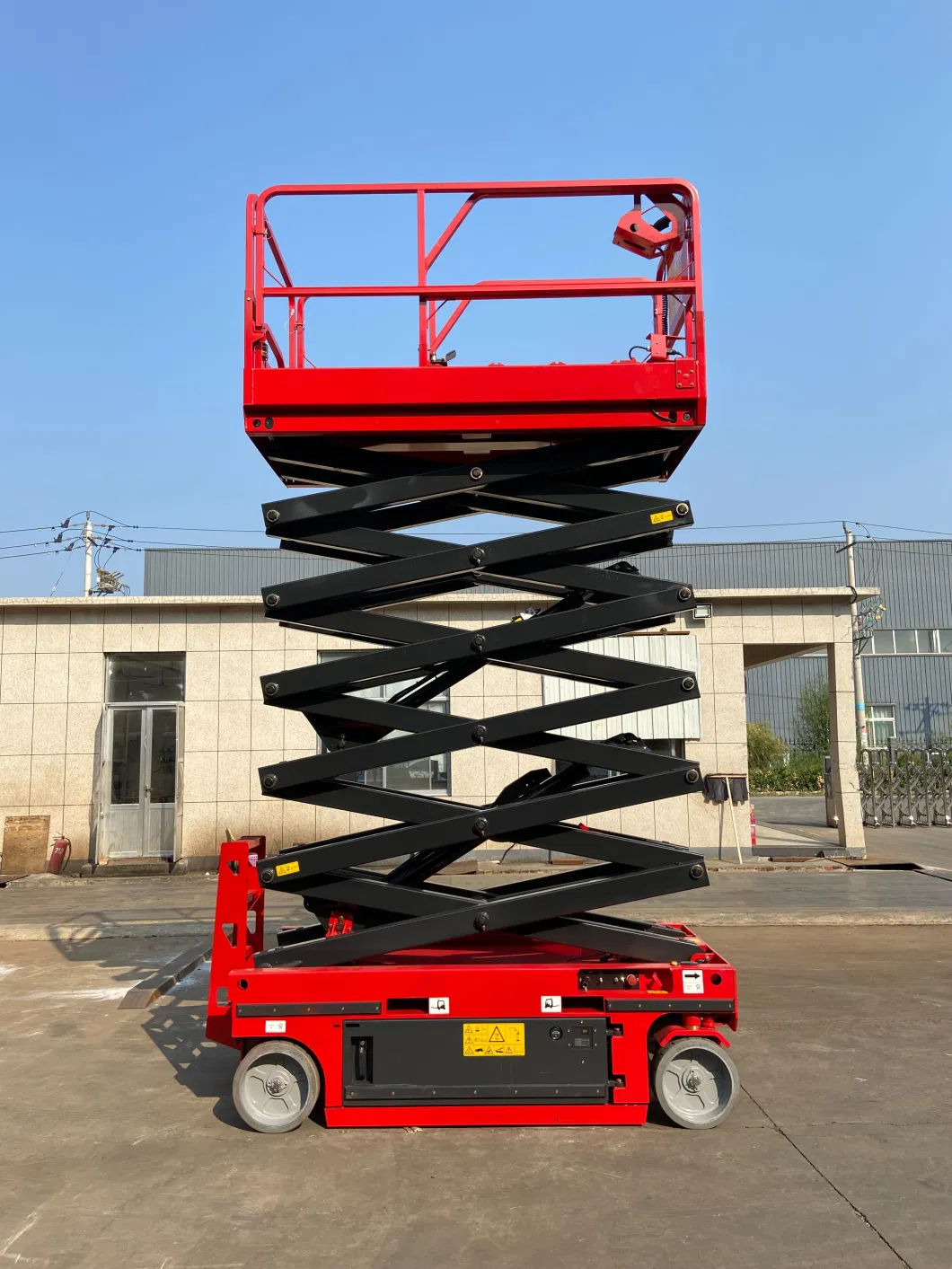 230kg-450kg Self Propelled Scissor Lift Foldable Electric Scaffolding Lift Platform