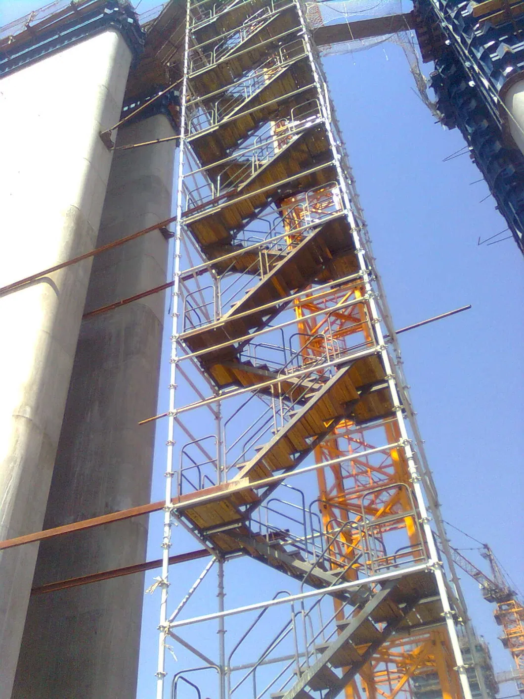 Cross Ring Scaffolding External Zulin China Scaffold Stair Tower