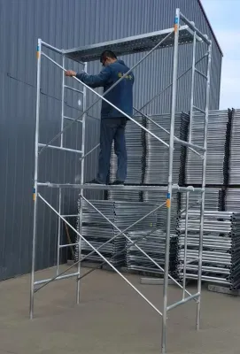  La fabbrica offre direttamente diversi tipi di ponteggi in Construction
