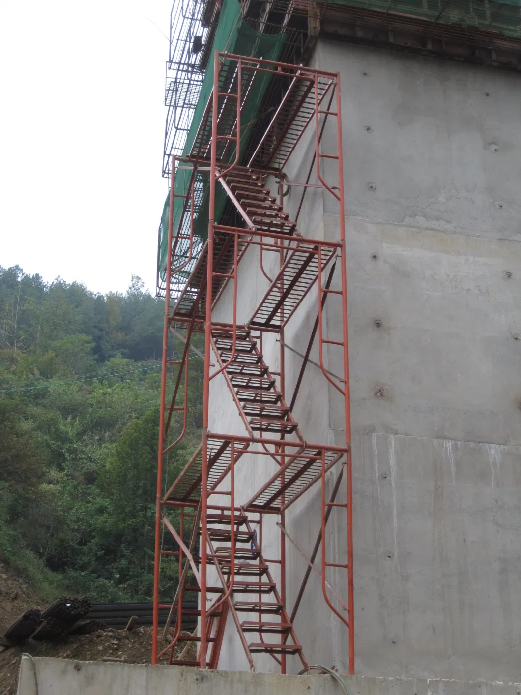 China Manufacturer Galvanized Steel Ringlock Scaffolding Mobile Stair Tower