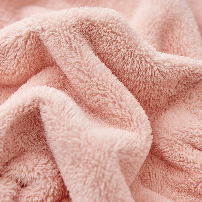 Soft and Absorbent Coral Fleece Bath Towel