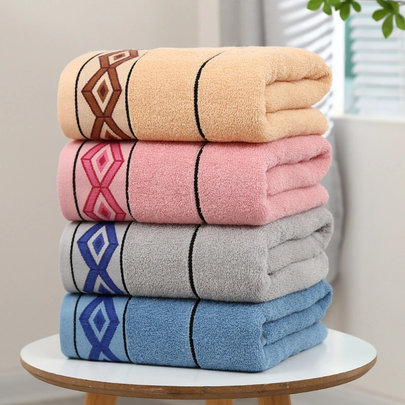 Geometric Rhombus Cotton Towel Hotel Soft and Efficient Absorbent Non Depilation Bath Towel