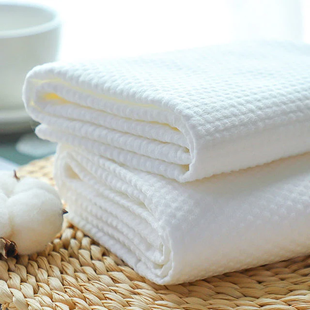 Hot Magic Towel Soft Portable Non-Woven Fabric Disposable Bath Towel Salon SPA Hotel Travel Compressed Towel Tablets