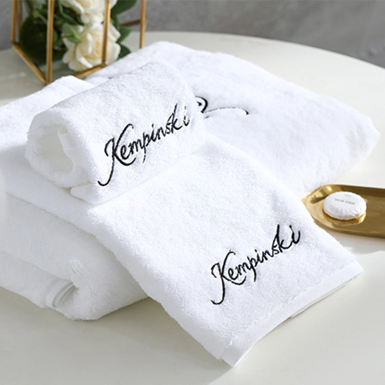 Hotel Custom Embroidery Logo 16s 550GSM Cotton Towels
