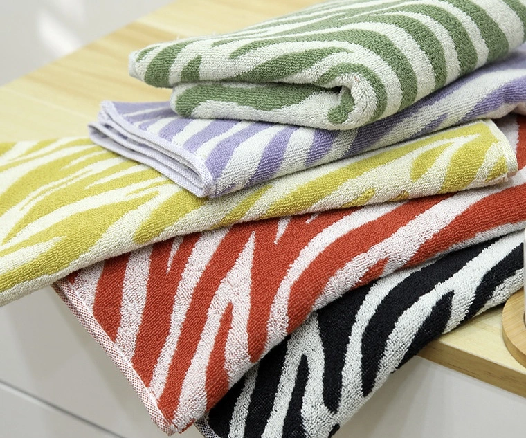 Customized Embroidered Printed Logo Towels 100% Cotton Plaid Face Bath Towels