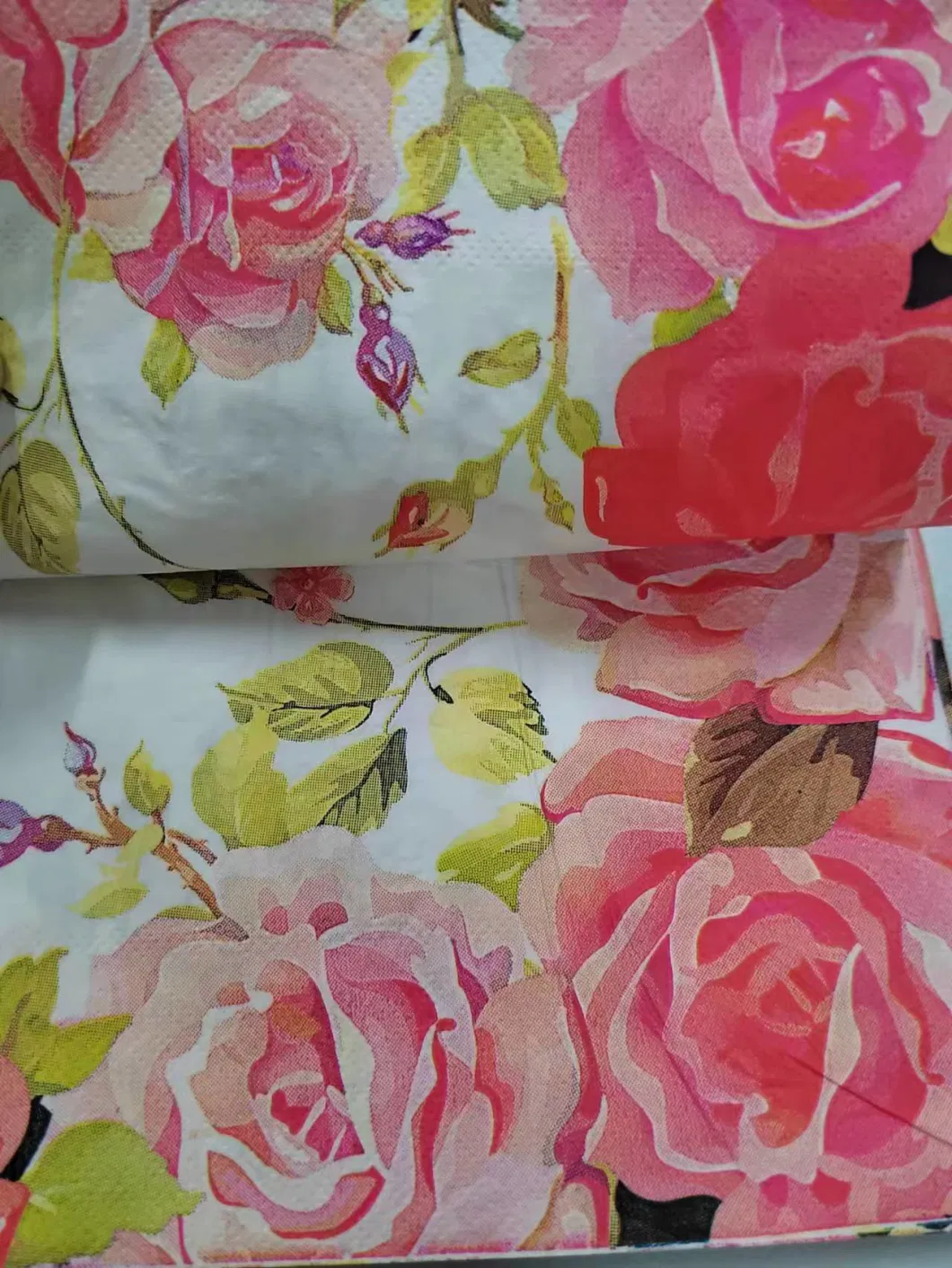 100% Pure Wood Pulp Flower Theme Rose Pattern Custom Paper Towels